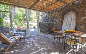 Beautiful home in Pantelleria with WiFi and 3 Bedrooms